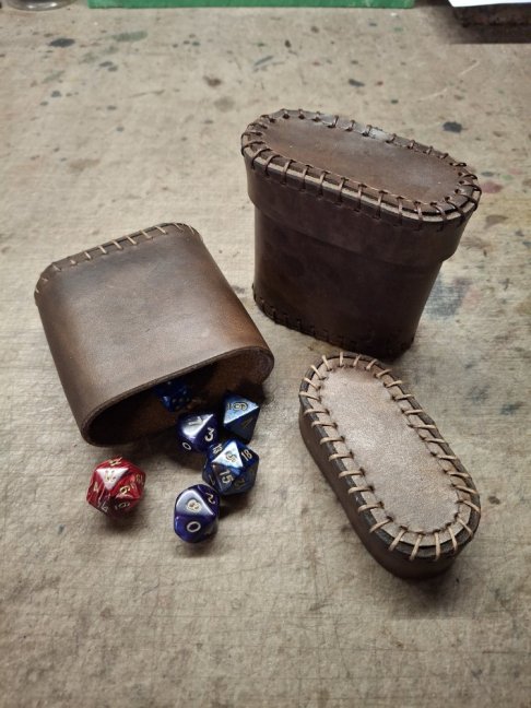 Kalíšek na kostky oválný - Barva: Zelená