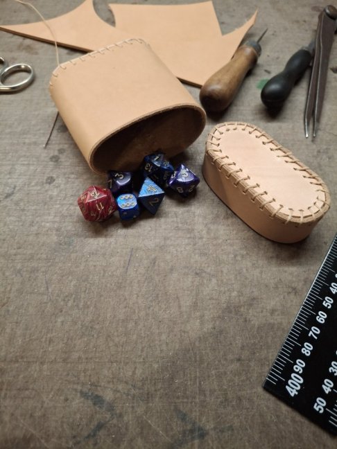 Kalíšek na kostky oválný - Barva: Zelená