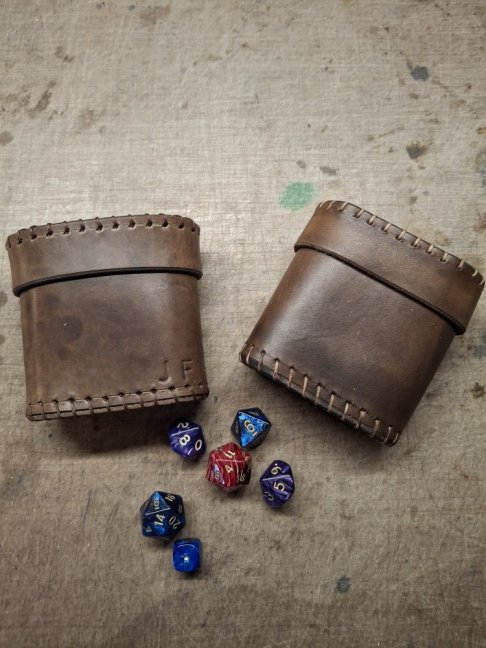 Kalíšek na kostky oválný - Barva: Zelená